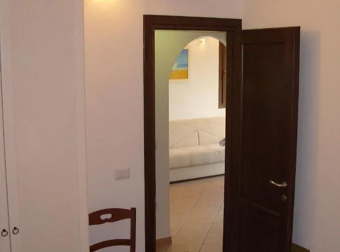 Casadelfaro Primo Piano 600mt Dalla Casa vacanze
