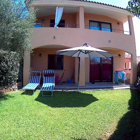 Casadelfaro Primo Piano 600mt Dalla Olbia